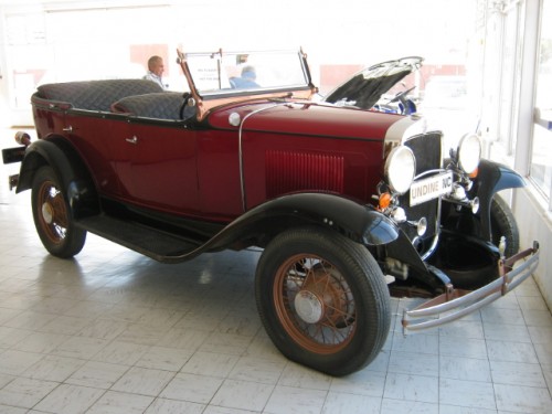 Chevrolet 1930-Phaeton Convertible in Carnarvon