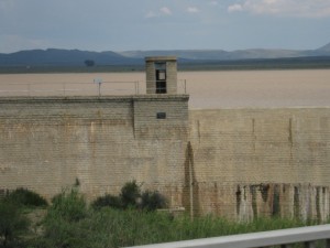 a view of the dam wall as you enter the town ( south)