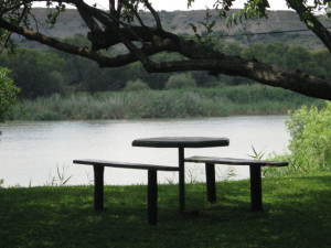 a peaceful setting at the orange river
